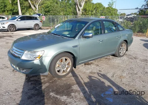2008 Ford Taurus Limited z USA, uszkodzony, nr VIN 1FAHP25W98G125983